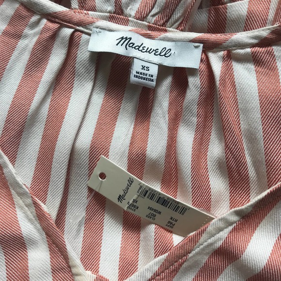 Madewell Courtyard Ruffle Hem Striped Top - Picture 2 of 10